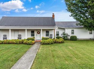 6304 New Hope Rd, Sweetwater, TN 37874
