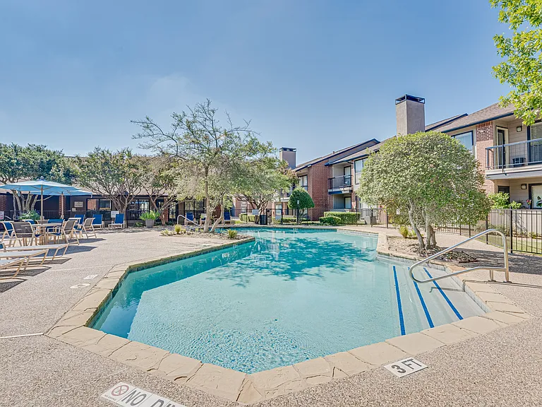 Bardin Oaks — Photo 15