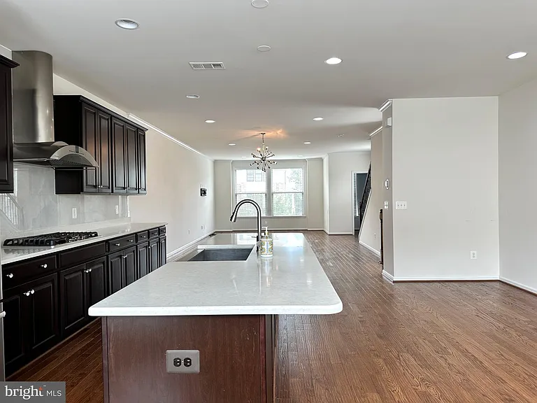 23451 Epperson Sq — Photo 21