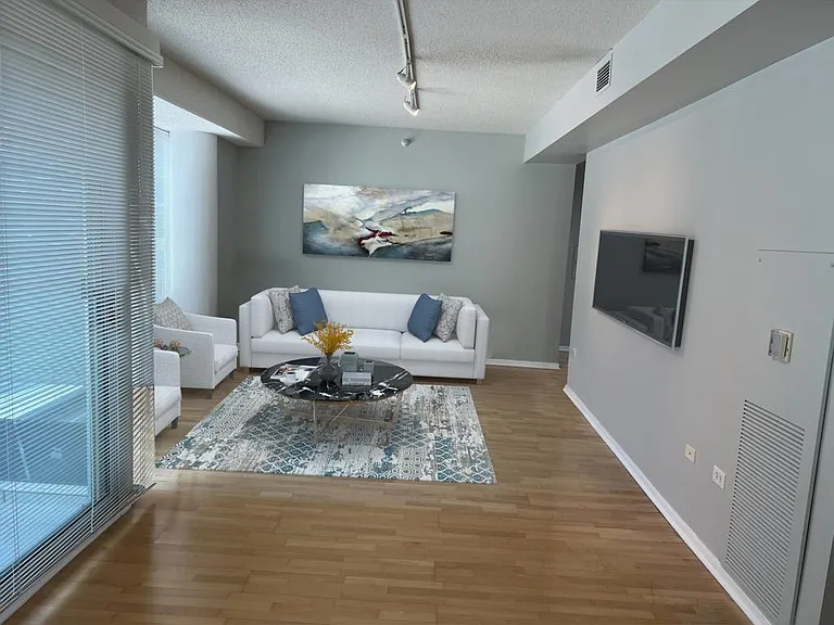 1720 Maple Ave #204 — Photo 7