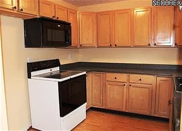 3rd image of 6613 Allandale Dr