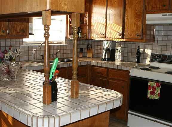 2nd image of 4007 Cove Dr