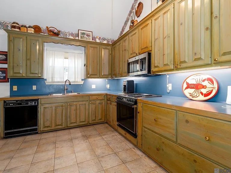 11918 Spring Meadow Dr — Photo 7