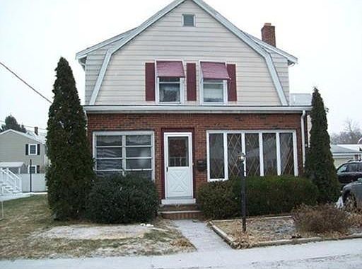 2nd image of 60 Glendale Ave