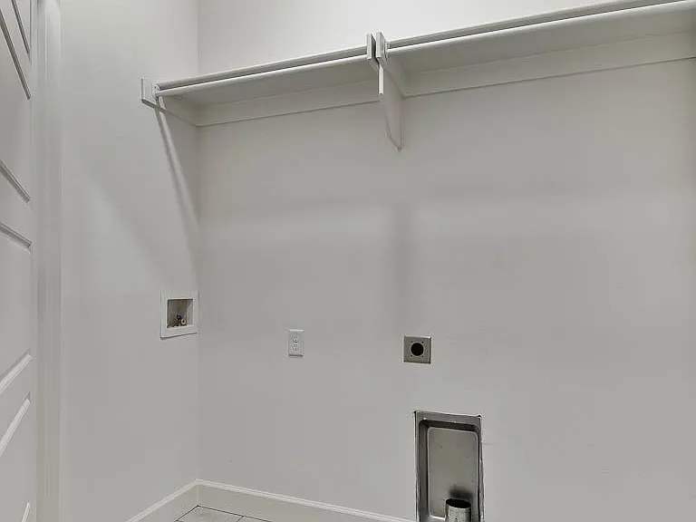 510 W Persimmon St — Photo 23