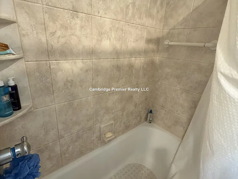 538 Main St — Photo 5