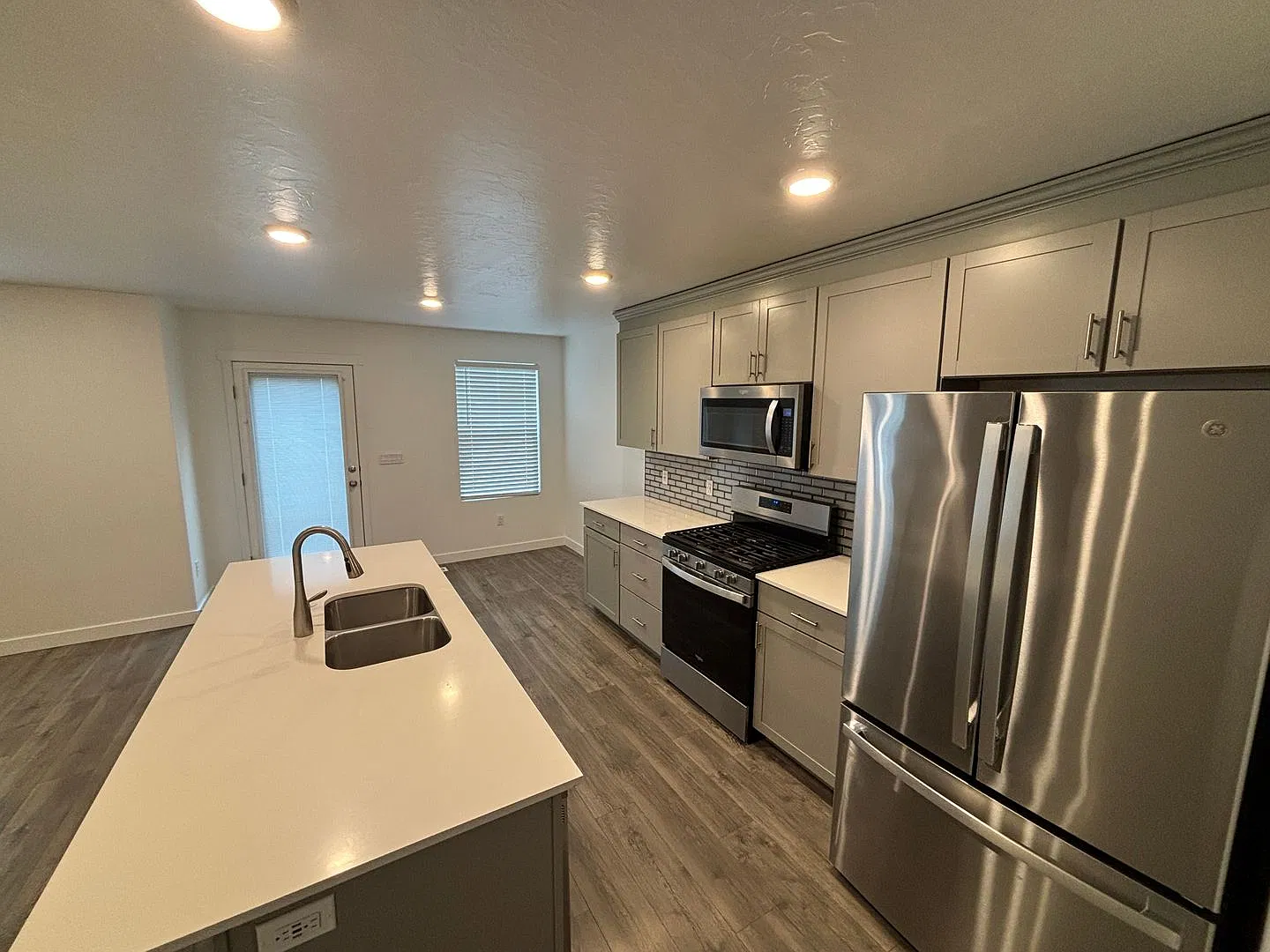 Beautiful Townhome for lease — Photo 4
