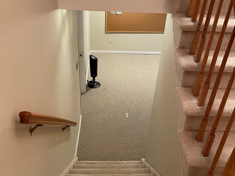 31 Bond St — Photo 33