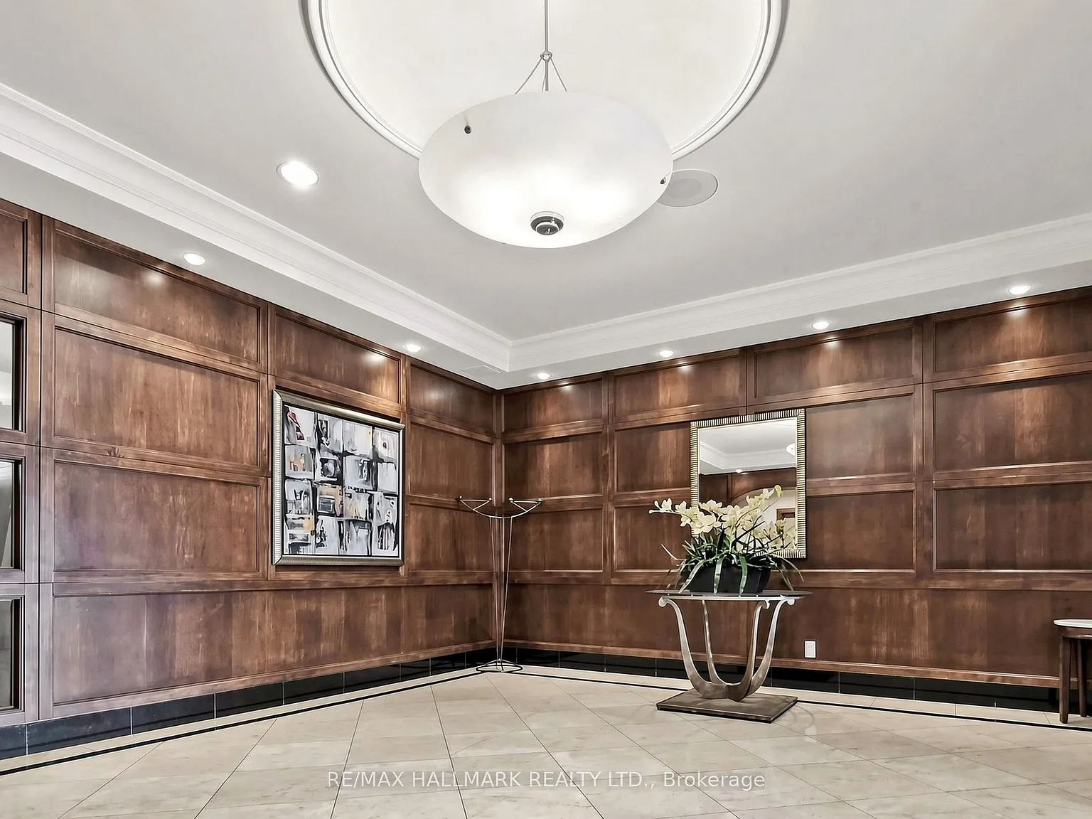 Chicago Residences — Photo 4