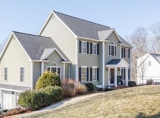 50 Pinsonnault Ln, North Attleboro, MA 02760