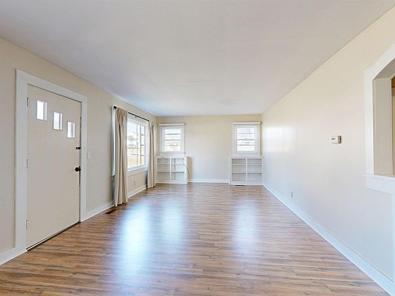 3rd image of 509 S Seminary St