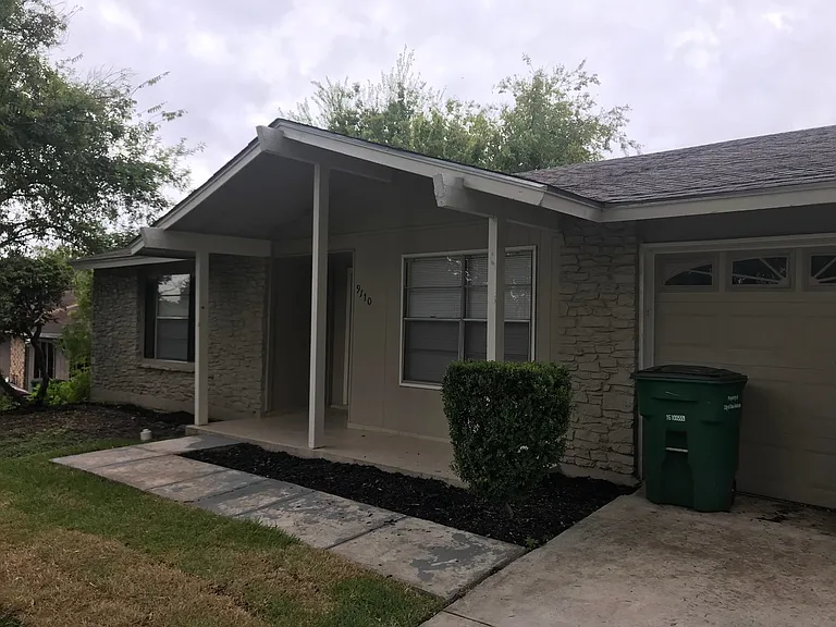 9110 Cold Hbr — Photo 10