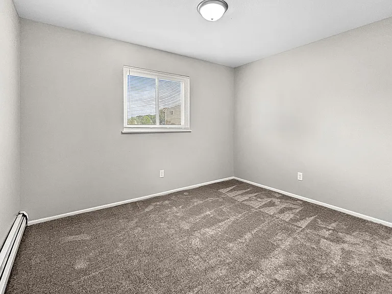 1018 Abbey Ct #1 — Photo 8