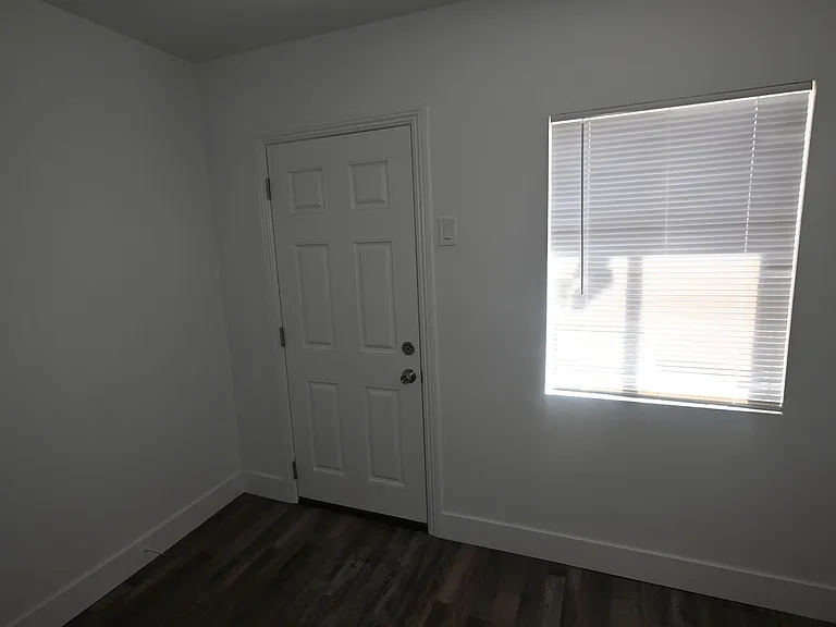 1007 C St #1 — Photo 28