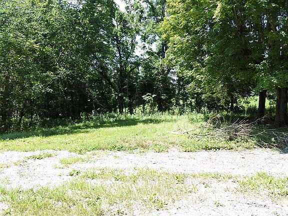 3rd image of 6836 Willow Grove Hwy