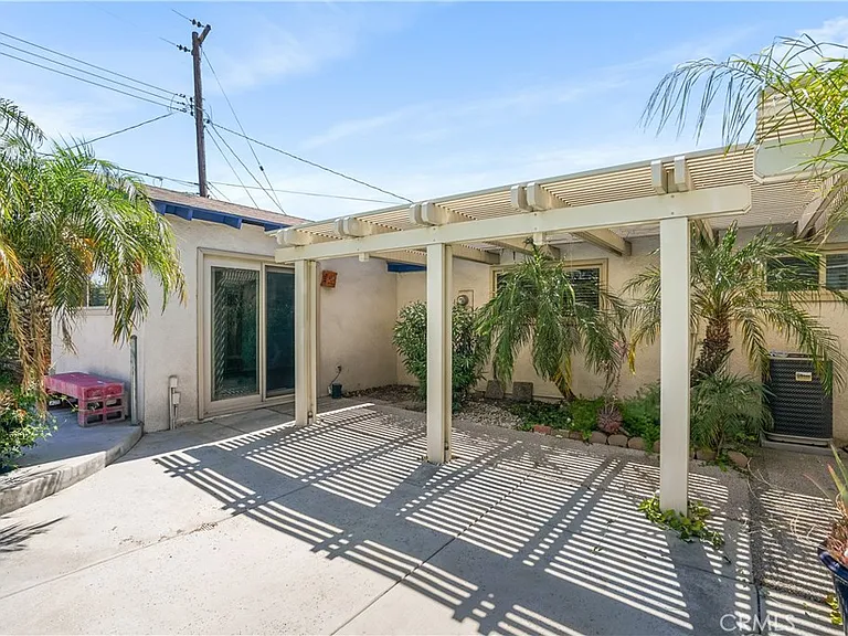 7055 Avenida Leon — Photo 22