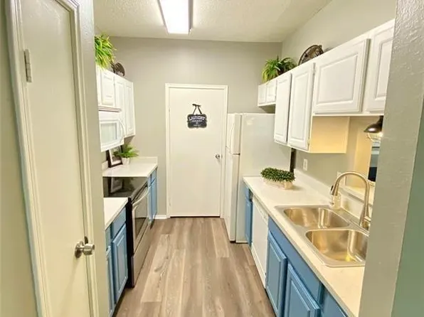 12166 Metric Blvd APT 202, Austin, TX 78758