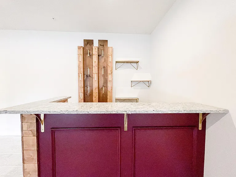10132 Dorsey Ln — Photo 6