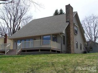 6380 Bullard Rd, Fenton, MI 48430