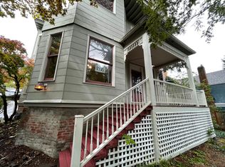 3935 S Corbett Ave #1, Portland, OR 97239