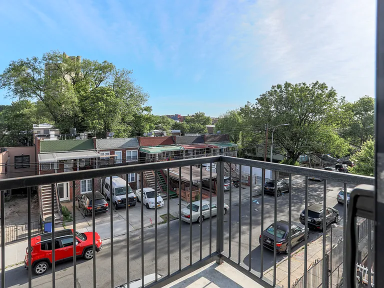 664 Rutland Rd #4F — Photo 7