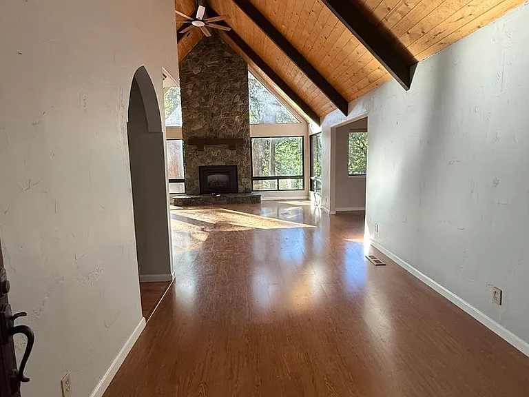 17425 Alexandra Way — Photo 21