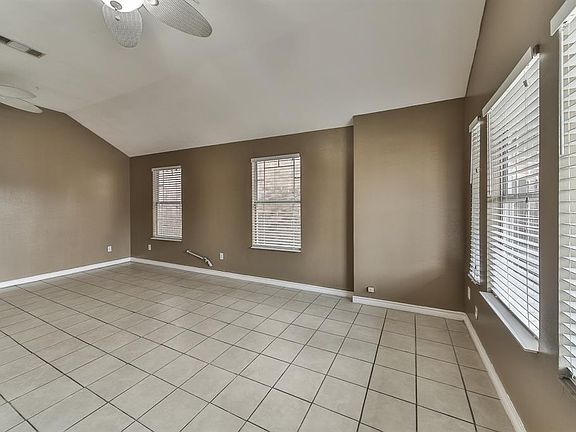 4th image of 15155 Grassington Dr