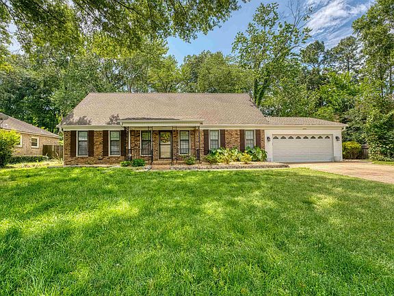 2nd image of 2531 Mimosa Tree Dr