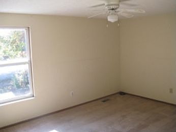 3rd image of 5073 Sanderson Dr