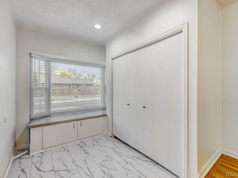 1600 Xanthia St — Photo 18