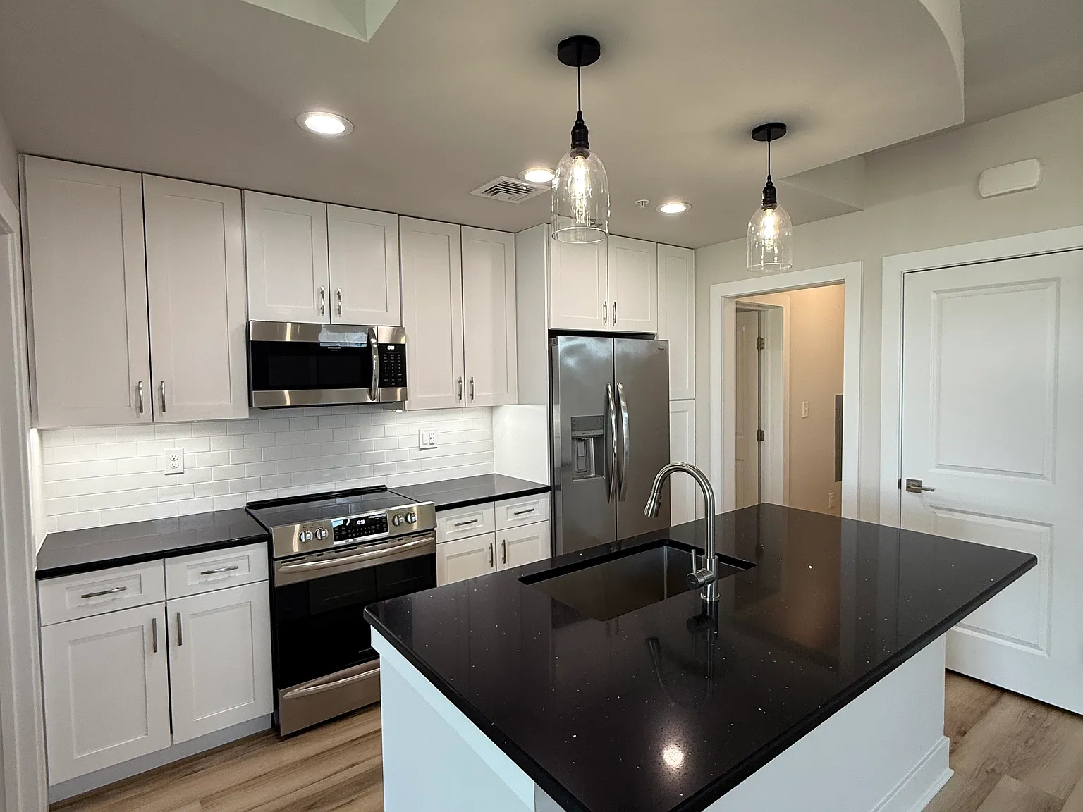 Mainland Pointe — Photo 4
