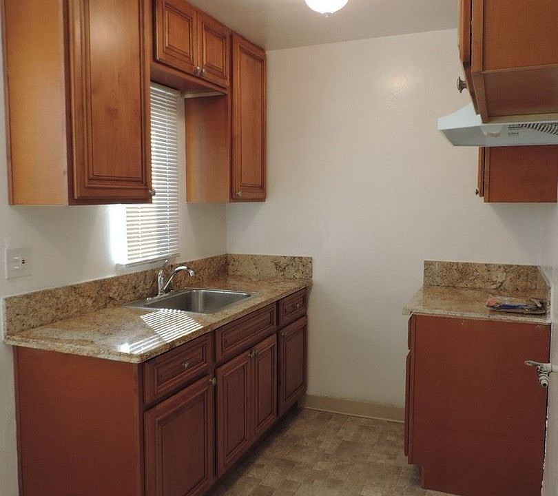 1st image of 211 3rd Ave APT 7