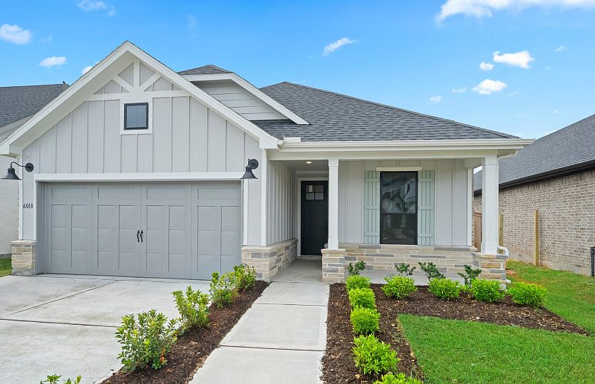 Home Exterior HC202 Edgewood