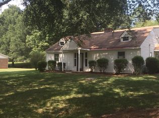 1721 Old Hollow Rd, Walkertown, NC 27051