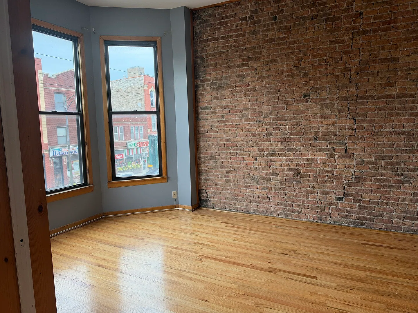 1 bed, $2,400 — Photo 2