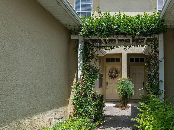 3rd image of 11236 Windsor Place Cir