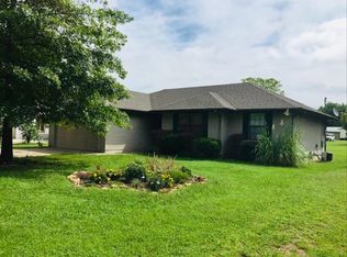 1858 N Oak Grove Ave, Springfield, MO 65803