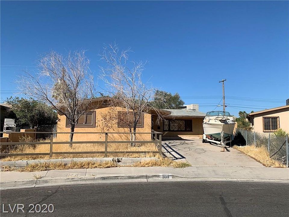 1st image of 303 Yosemite St