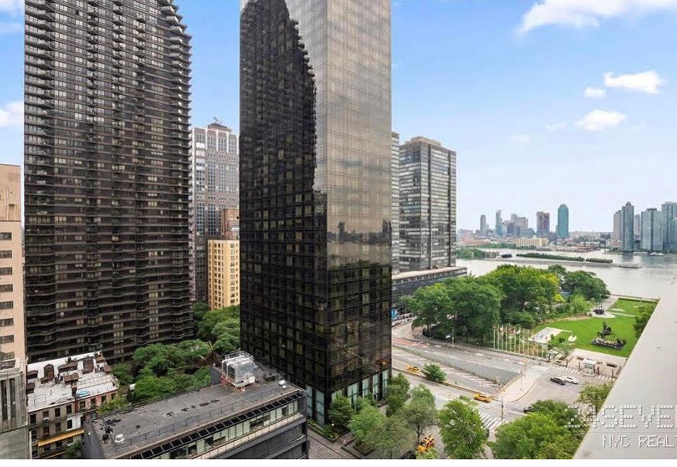 1st image of 333 E 46th St #16-2