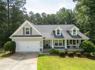 2565 Aaron Ct, Loganville, GA 30052