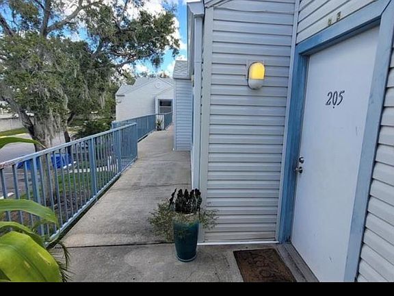 3rd image of 2532 WOODGATE BOULEVARD #205
