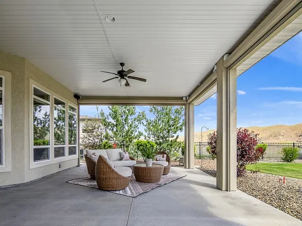 5030 W Parkridge Dr, Boise, ID 83714