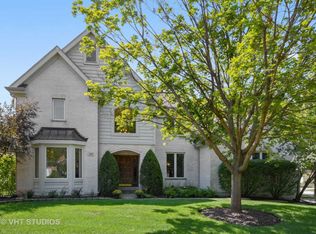 1049 Hidden Creek Ct, Vernon Hills, IL 60061