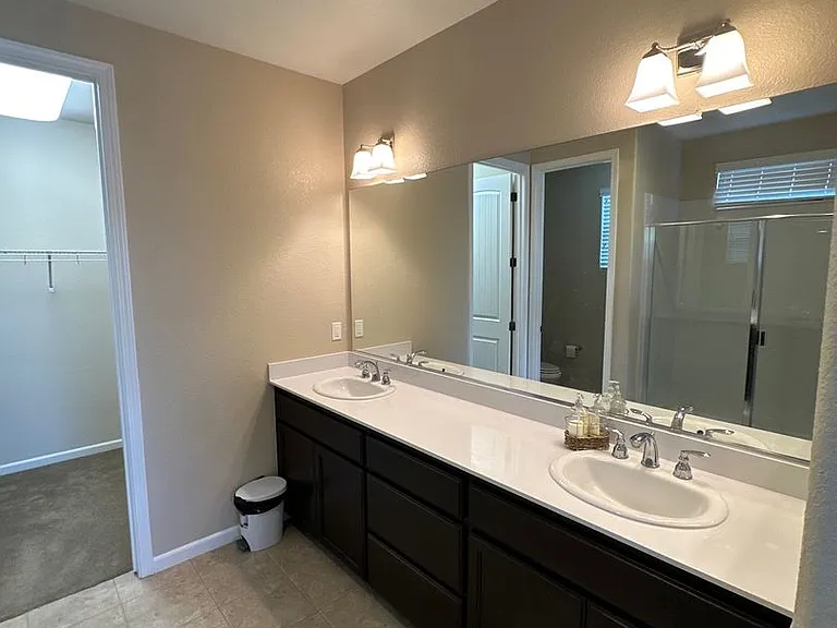 3251 Tinker Creek Way — Photo 30