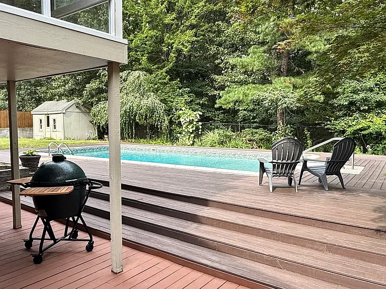 66 Newcastle Dr — Photo 27