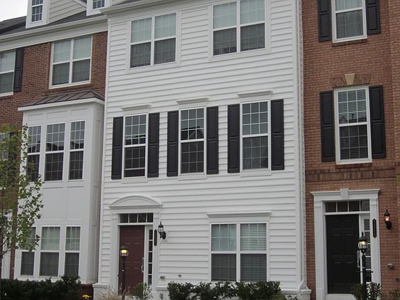3rd image of 14860 Potomac Branch Dr #302A