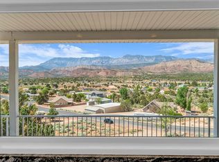 458 E Homespun Cir, Leeds, UT 84746