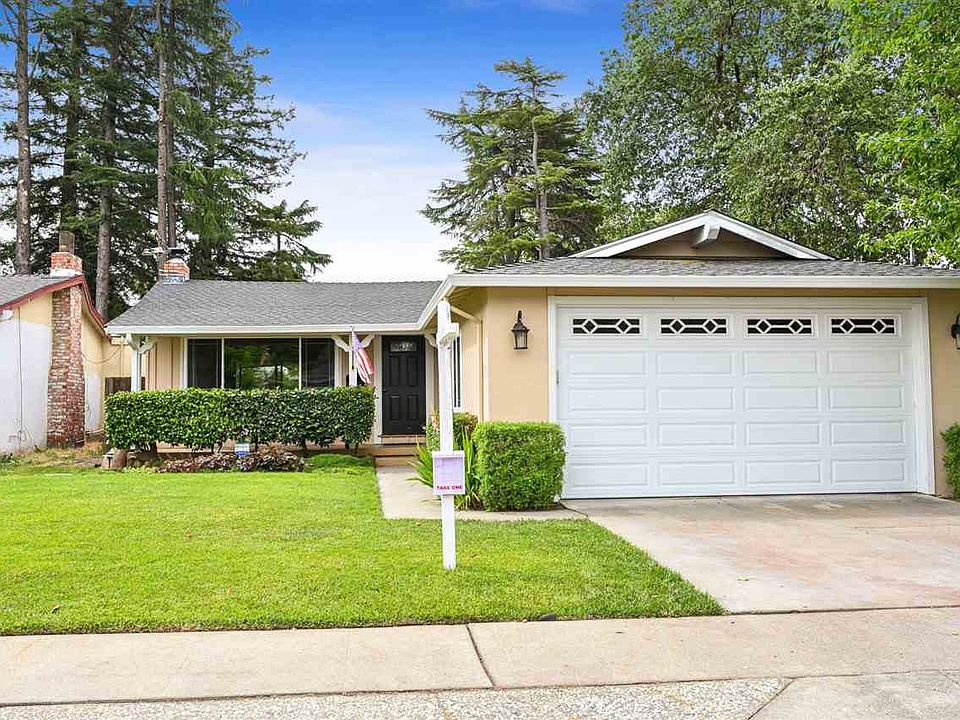 1st image of 626 Linden Ln