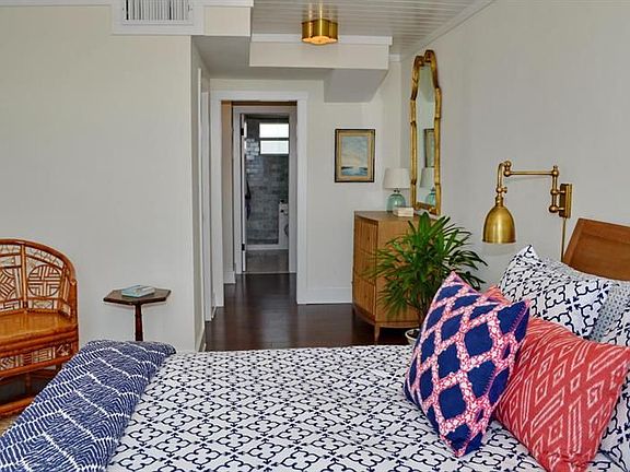 4th image of 36 S Ocean Blvd APT C3
