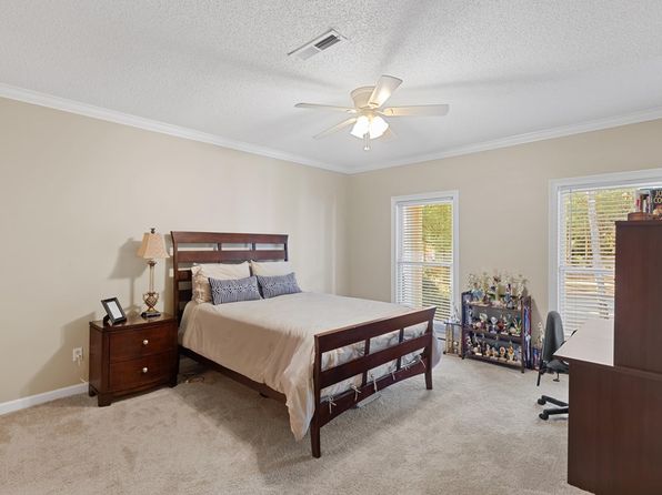 407 Shakespeare Dr, Dothan, AL 36303